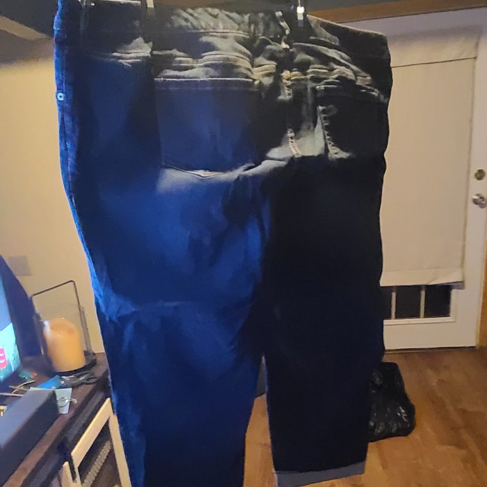 Torrid size 24 boyfriend jeans